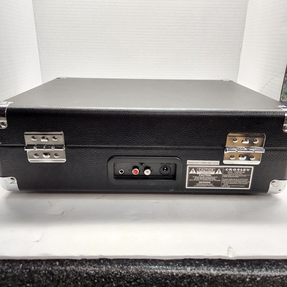 Crosley Deluxe Cruiser Protable Bluetooth Record Player Turntable CR8005D - Picture 6 of 7